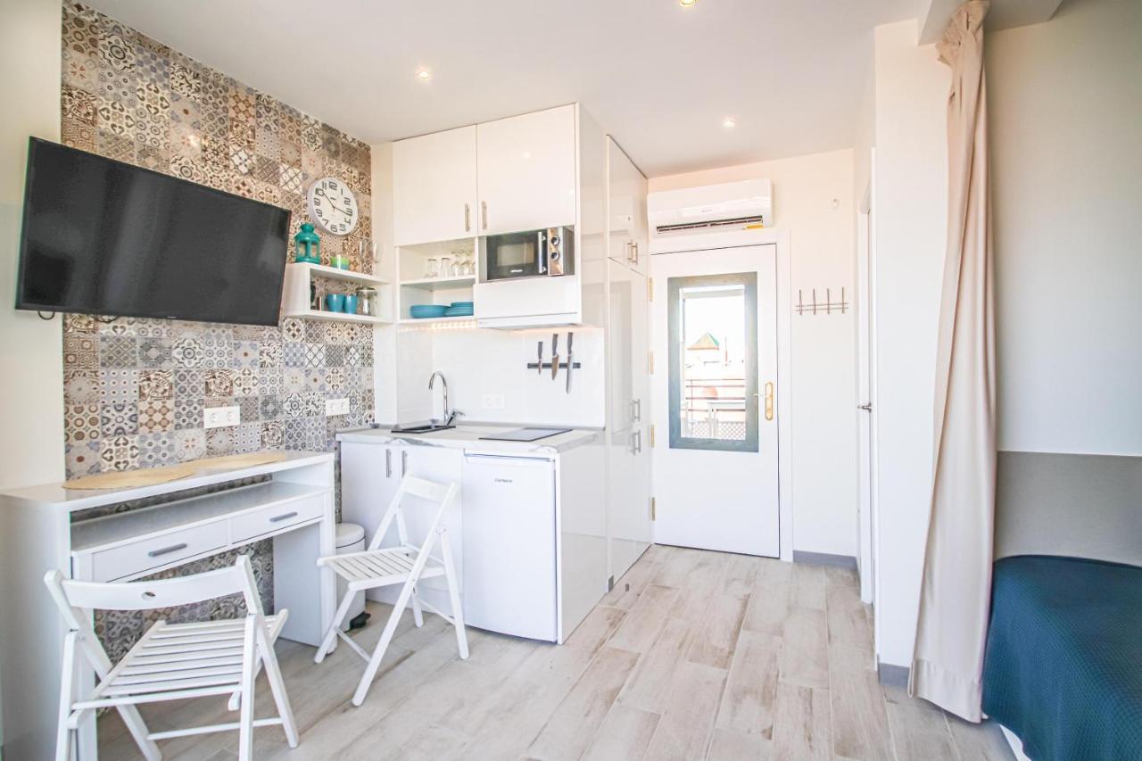 Stylish Studio For Rent With Fantastic Location In Marbella Promenade. Exterior photo