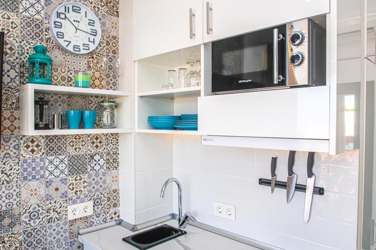 Stylish Studio For Rent With Fantastic Location In Marbella Promenade. Exterior photo